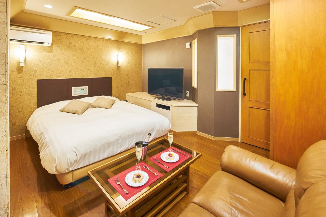 Hotel Aqua Blue Yokosuka (Adults Only) Exterior photo